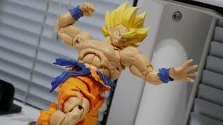 S.H.Figuarts - Dragon Ball Z - Legendary Super Saiyan Goku