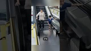 Почему у ступенек эскалатора есть бороздки 