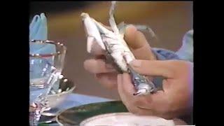 man eats living blue softshell crabs - That's Incredible! - UFO CULT VHS