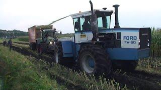 Maïs 2010 Aldenzee met Ford FW 60 die de wagens erdoor sleept