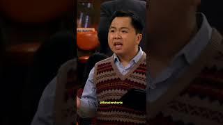 Here comes mini Han #shorts #2brokegirls