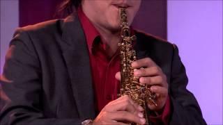 AMAZING Filipino Saxophonist, Music for the Soul! Wait until you see the ending.