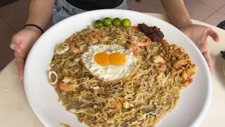 BIGGEST FRIED HOKKIEN MEE (福建面) Won 1st Place in Singapore! (Singapore street food)