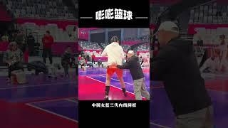 张子宇亮相WCBA全明星周末，即使身边的对手变成了职业球员，2米24的张子宇依旧统治了内线，在郑海霞与韩旭将球交给年轻的张子宇时，中国女篮的内线又一次完成了传承，你们觉得未来张子宇能在WNBA打出什