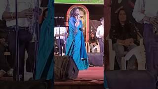 Amazing Song....Jawani Janeman.. Singing by Kinjal Patel.  listen Song 