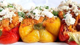 These STUFFED BELL PEPPERS are meat-free and cheese-free but loaded with flavour