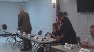 Lindale Senior Center hosts candidate forum for some city government races