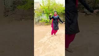 adi mar k nachi m chunni tar k nachi #trendingshorts #viral #shots #yuotubeshorts #dance #song