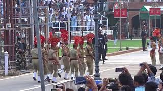 India daring retreat at Attari Border beating retreat- Part 2