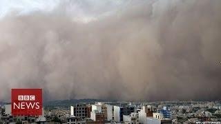 Moment freak sandstorm hit Iranian capital Tehran - BBC News