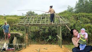 A 17-Year-Old Single Mother Building a Bamboo House Warm Alone in the Forest - Kind Man Gives a Gift