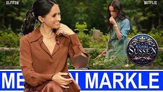 Social Media Rally Support For Meghan Markle + Mindy Kaling