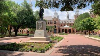 Walking around the (empty) Baylor University campus