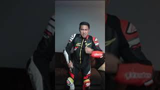 How to take off Motorcycle Suit