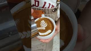 LATTEART_Sea Horse