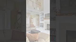 Hunting  for your dream family home in Melbourne, FL! Spacious living awaits.