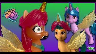 THEY ARE ALL ALICORNS! | My Little Pony Sunny Starscout & Sparkle Reveal Lantern Review