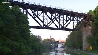 Ride through the Lockport Locks