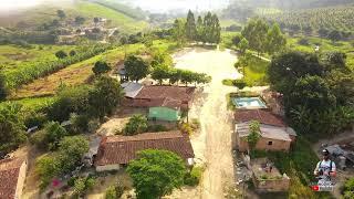 Moradores do Sítio corre com medo do Drone....