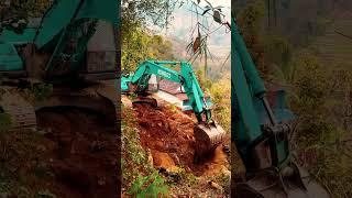 Road Building with Kobelco Excavator | Excavator Planet