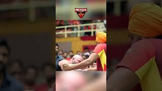 Monster Michael Todd Arm Wrestles with Sikh Arm Wrestler #shorts #armwrestling #viralshorts2022