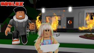 BABAM ÇILDIRDI | OYUNA DALDIM EV YANDI | ( BROOKHAVEN HİKAYE ) ROBLOX KÜBRA NİSA