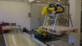 Palletizing robot in development stage