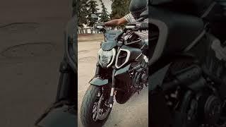 2024 Ducati Diavel V4 Black