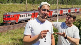Where in Russia runs the oldest train, that still carries passengers?