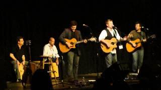 Colin Clyne & David Lally "Wonderwall" (Oasis cover)
