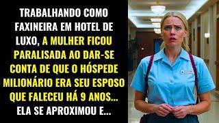 TRABALHANDO COMO FAXINEIRA EM UM HOTEL DE LUXO, ELA VIU O HÓSPEDE MILIONÁRIO... SEU MARIDO FALECIDO