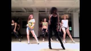 Danielle Polanco teaches to YES by Beyonce'