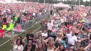 Kevin Richards leads Countryfest 2013 with Well Wishes To Randy Travis