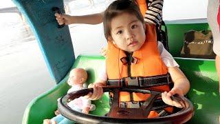 Seoeun Drive on a Duck Boat and Tayo Tent