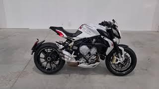 MV Agusta Brutale 800 Dragster - Completely Motorbikes