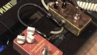 Mad Professor Sweet Honey Overdrive VS Bjfe Honey Bee guitar effects pedal shootout demo