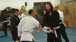 Keanu Reeves training for 'John Wick 3' Behind The Scenes