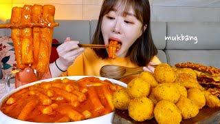 신전떡볶이 신메뉴신전로제떡볶이와 크림치즈볼, 오징어튀김, 와플기계로 만든 어묵 먹방 Rose Tteokbokki, cheese ball, fries MUKBANGㅣASMR