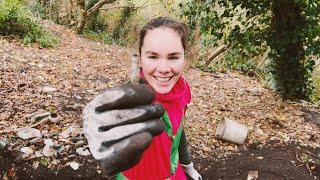 A festive dig + Mudlarking in a storm!