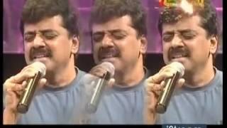 kaiyil mithakkum Live by Mr.Srinivas