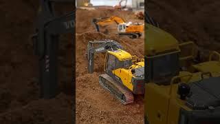 RC excavator looks so real