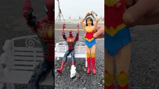 Wonder Woman tests Spider Man's legs | Marvel Toys