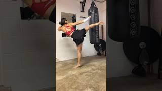 When the kick lands just right  #kickboxing #kickboxinggirl #kickboxingtraining