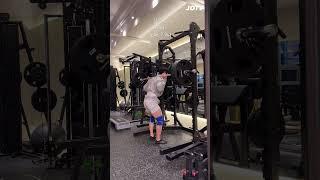 가벼운 무게로 가능한 무겁게 #스쿼트
