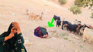 Village life in Iran Baking local bread and students going to school ️‍