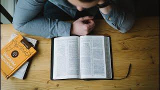 Como estudiar y leer la Biblia para principiantes | 5 consejos simples y Fácil