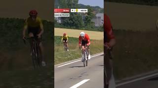 How long can they keep up!? ⏱️Three fans race the breakaway at Tour de Suisse 