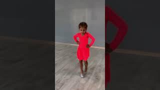Полька в исполнении нашей очаровашки Алены #liderkids #dancevideo #polka #baby