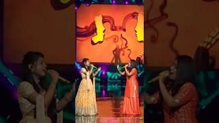 Ghar more pardesiya song par arunita aur shayli ki duet performance #indianidolseason12 #song