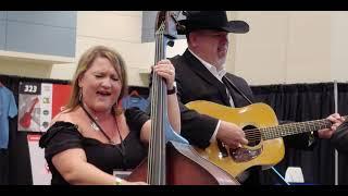 Muleskinner Blues - Starlett & Big John at IBMA 2021